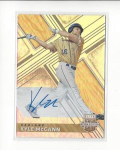 2019 Elite EE #90 Kyle McCann AUTOGRAPH A's