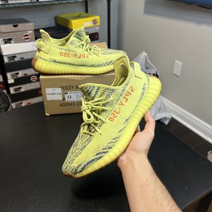 Yeezy Boost 350 V2 Semi Frozen Yellow 