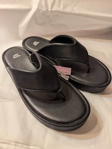 Wild Fable Women's 11 Black Memory Foam Thong Sandals NWT - Picture 1 of 9