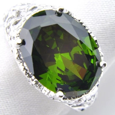 Xmas 28.5 Cts Huge Natural Olive Peridot Gemstone Solid Silver Ring Size 7 8 9 - Image 1 of 4