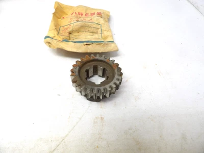 Nuevo de Lote Antiguo Yamaha YM1 YDS3 Cuarta Rueda Engranaje PARTE # 156-17241-00-00 Foto 1 de 2