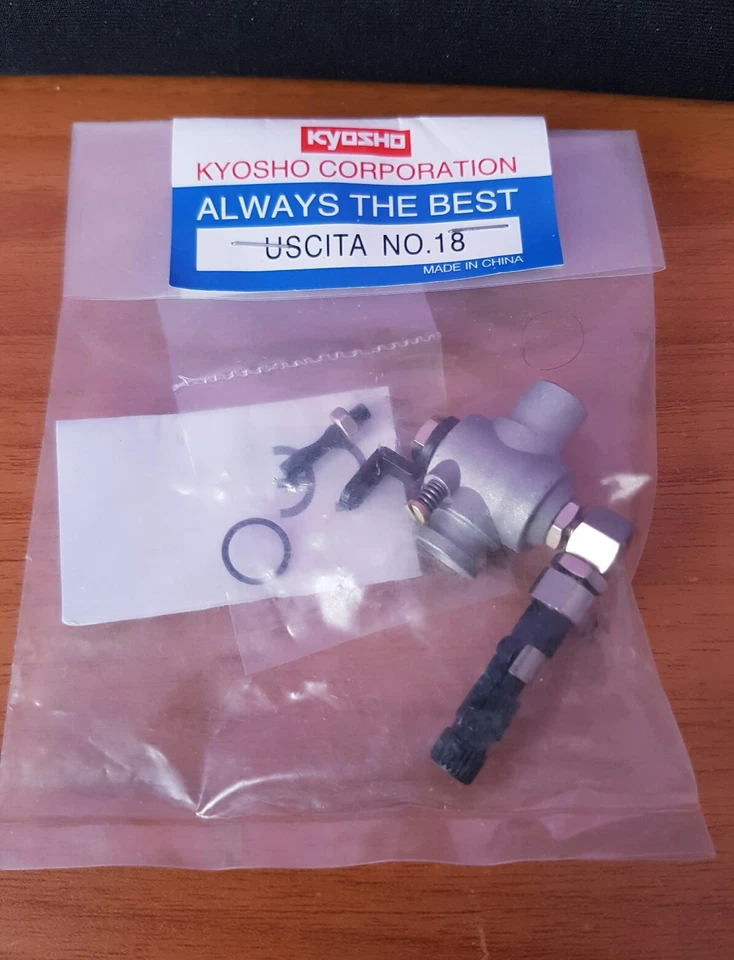 Carburatore kyosho scala 1:10 - Immagine 1 di 1