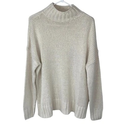 Suéter tejido cuello alto manga larga brillo dorado crema Vineyard Vines talla L Foto 1 de 4