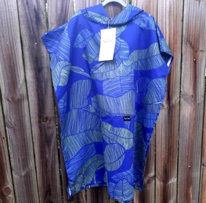 PackTowl Lightweight Microfiber Hooded Changing Poncho, Botanical, Small/Medium - Picture 1 of 6