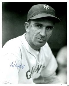 CARL HUBBELL Signed Photo - Picture 1 of 1