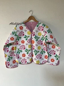 Small Indian White Floral Print Cotton Quilted Jacket Vintage Reversible Jacket - Picture 1 of 6