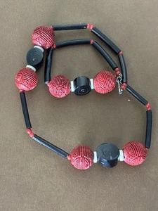 Vintage Chinese Carved Cinnabar And Hawaiian Black Coral Bead Necklace - Picture 1 of 7