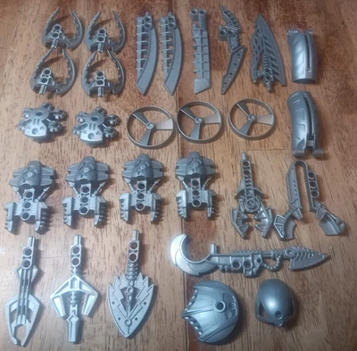 BC Lego Lote 28 Piezas Bionicle Plata Planas Surtidas 50919 47304 44036 44033 44314 Foto 1 de 4
