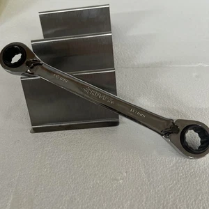 Husky Metric 16, 17, 18, 19Mm. Ratcheting Wrench Combination reversible Metric - Picture 1 of 2