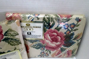 VTG Cannon Twin Fitted/Flat Sheet Set No Iron Percale Royal Family needlepoint - Picture 1 of 14