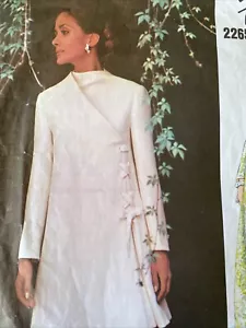 Vogue Sewing Pattern 2265 Misses Ladies Dress Fabiani Size 12 Cut Complete Used - Picture 1 of 5