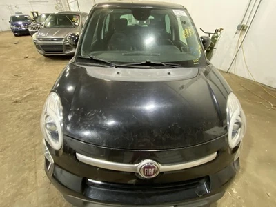 (LOCAL PICKUP ONLY) 14 15 16 17 18 19 20 FIAT 500 Hood - Image 1 of 3