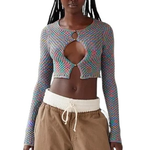 Urban Outfitters Piper Schlüsselloch strukturiertes Strick Langarm bauchfreies Oberteil Gr. Medium - Bild 1 von 11