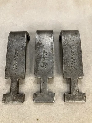 Lot If 3 Proto 4001-J Hub Puller Arm Jaws - Image 1 of 4