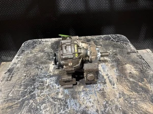 90-95 4Runner Transfer Case MT 6 cyl - Picture 1 of 4