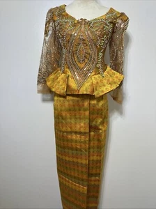 Abito tradizionale Khmer / vestiti cambogiani 2 pezzi, camicia e gonna Khmer - Foto 1 di 5