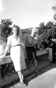 2 Frauen An Der Brüstung - Alter Negativfoto Aus 1930 - Bild 1 von 1