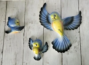 vtg Norcrest Bluebird Wall Plaque Hanging pocket bird mama baby Anthropomorphic - Picture 1 of 16