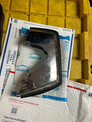 1971-1972 Pontiac Bonneville Grandville NOS Bumper Gard - Image 1 of 2