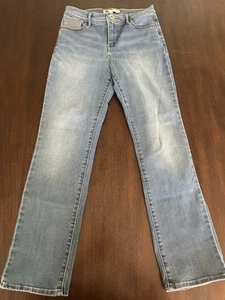 Levi’s Perfectly Slimming 512 Straight Leg Damen Jeans W28 L29 - Bild 1 von 8