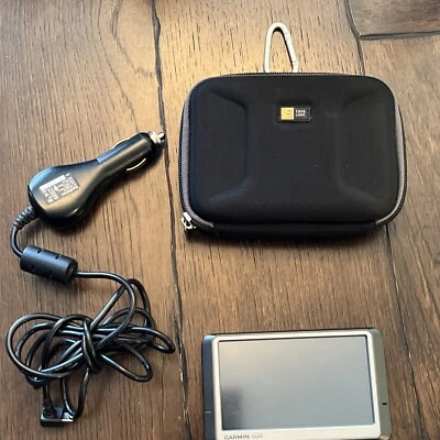 Garmin nüvi 260W 4.3-Inch Widescreen Portable GPS Navigator & Case Bundle Works! - Image 1 of 4