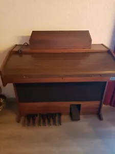 orgel pedal Marke höhner mit sitzbank. - Bild 1 von 4