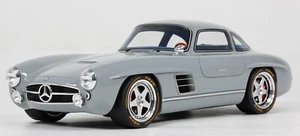 GT SPIRIT - S-KLUB Gullwing 2019 grau. - 1/18 - GT418 - Picture 1 of 1