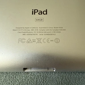 Apple iPad 3rd Gen. 64GB Wi-Fi 9.7 Model A1430 Wi-Fi And Cellular 9.3.6 - Picture 1 of 19