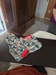 Unisex Childrens 2 Pc. Pajama Set (Size 10) - Picture 1 of 3