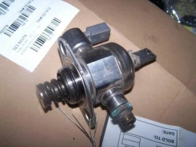 08-13 AUDI A3 08-10 PASSAT 2.0 TURBO ENGINE MOUNTED FUEL PUMP  Foto 1 de 3