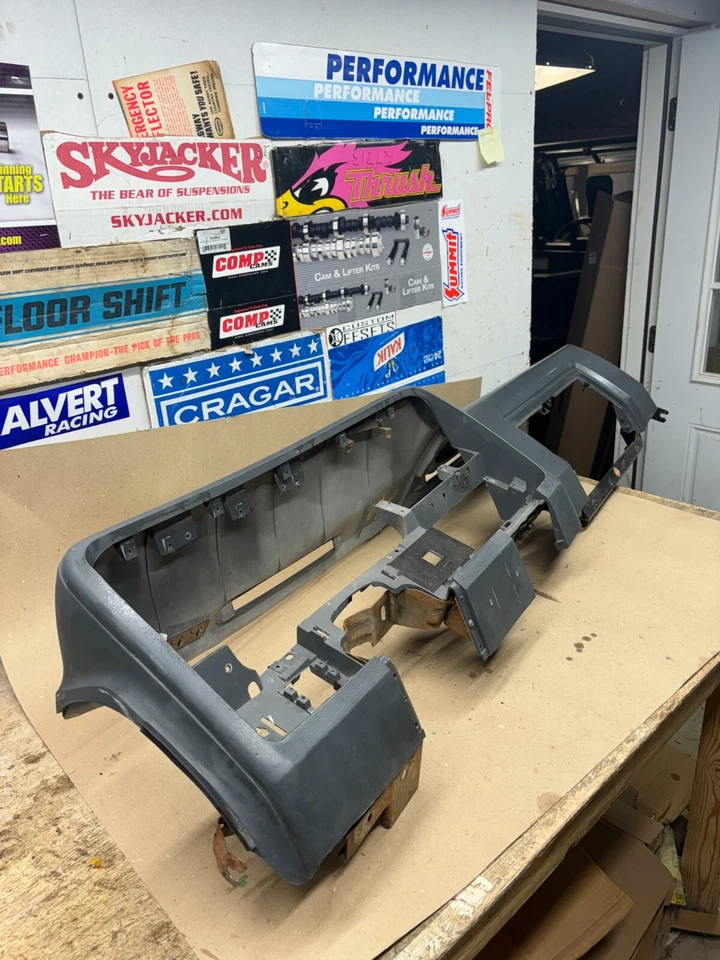 1981 1985 1986 93 Dodge Ram Truck D250 D350 D150 CINZA CINZA PAINEL SHELL FABRICANTE DE EQUIPAMENTO ORIGINAL - Imagem 1 de 4