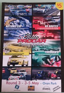 Oran Park COVER 3 - 5May 2 Program Racing V8 2002 rare - Picture 1 of 2