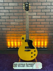 Vintage V132 Reissued Single Cutaway w/ Dual P90s Electric Guitar - TV Yellow - Picture 1 of 9