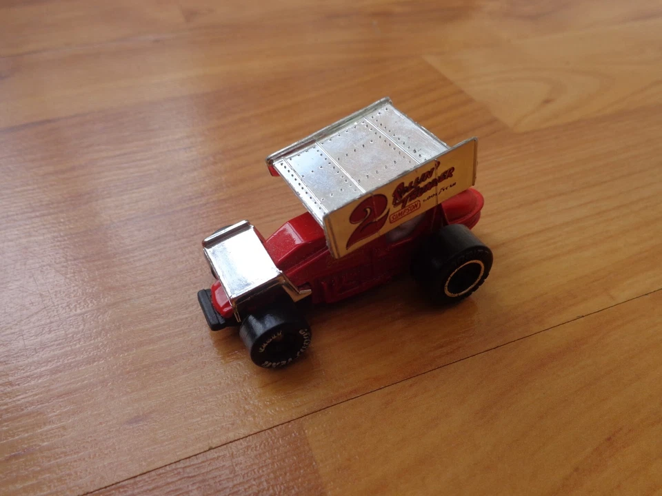 VINTAGE MATCHBOX #MB-72 SPRINT RACER RED ROLLIN THUNDER DIECAST MODEL - Image 1 of 1