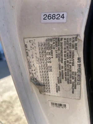 Driver Side View Mirror Power Folding Heated Fits 02-11 CROWN VICTORIA 104766545 — 第 1/4 张图片