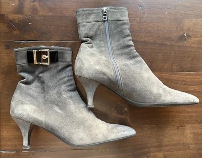 Botas de gamuza para mujer PRADA en hermoso color gris tacón de gatito talla 38,5 EE. UU. Foto 1 de 4