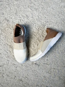APL Techloom Bliss Slipon Sneakers Ivory Camel Size 7.5 - Picture 1 of 5