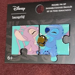Juego de 2 prendedores rompecabezas Lilo and & Stitch With Angel Coconut Disney Loungefly nuevo - Imagen 1 de 4