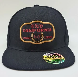 Logotipo de D&D California bordado Sombrero de gorra trasera - Imagen 1 de 3