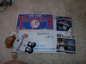 New York Yankees license plate lot magnet, cling & plush new vtg Jeter Lot F - Picture 1 of 12