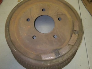 1973-1977 Ford/Mercury/Thunderbird Rear Brake Drum (11&1/32" x 2&1/2") - Foto 1 di 3