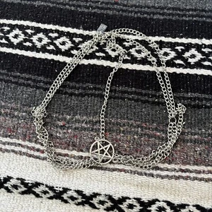 KILLSTAR PLATA PENTAGRAMA CADENA CABEZA CUENTAS ACCESORIO AJUSTABLE - Imagen 1 de 1