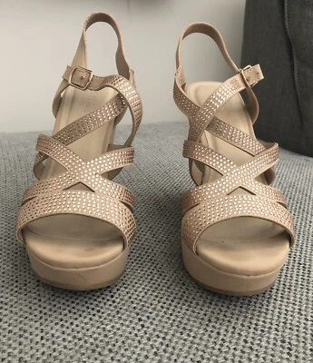 …Zapato de cuña alta MeToo para mujer 8,5 Foto 1 de 4