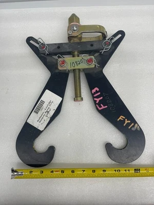 Reliance 3040 LockJaw™ Remote Beam Grip Clamp Anchor I-Beams 5" - 17.5" 10000lbs - Image 1 of 4