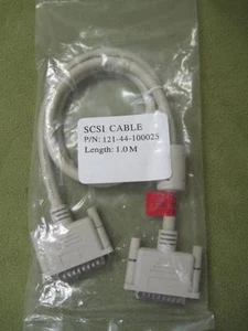 1,0 m LÄNGE SCSI KABEL P/N 121-44-100025 NEU VERSIEGELT - Bild 1 von 4