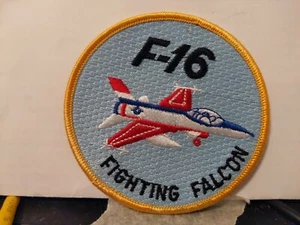 USAF, F-16 FIGHTING FALCON Round Color Patch 3 1/2 x 3 1/2 inches - Picture 1 of 3
