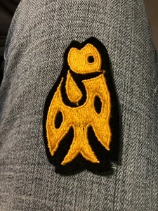 Stylized Sew On Yellow Black Fish Patch 2.5 x 1.5 inches - Picture 1 of 2