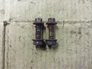 04 05 06 07 08 09 10 Ford E350 6,0 L tubo en Y tubo a EGR pernos de tubo - Imagen 1 de 2