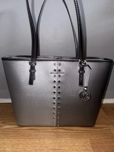 Michael Kors Jet Set Medium Carryall Tasche Metallic Silber Farbe Neu Mit Etikett - Bild 1 von 9