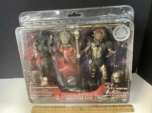 Figura NECA Reel Toys Predator 2 Berserker & City Hunter Toys R Us Exclusivo - Imagen 1 de 9
